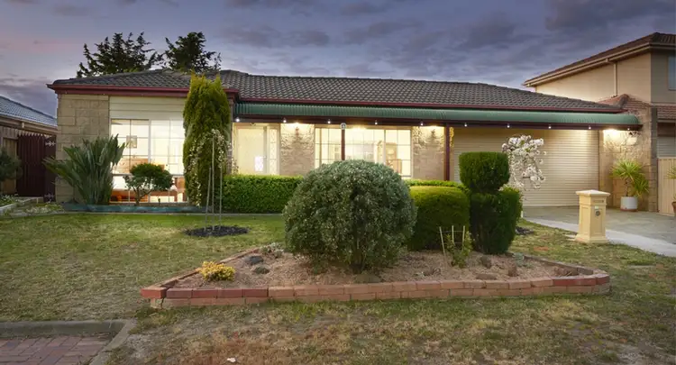 13 Adrian Place, Rowville VIC 3178