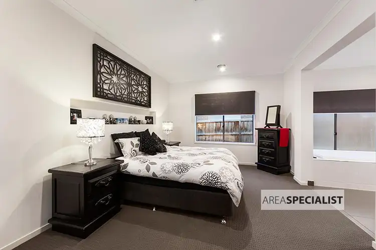 Fifth view of Homely house listing, 28 Winneke Way, Pakenham VIC 3810