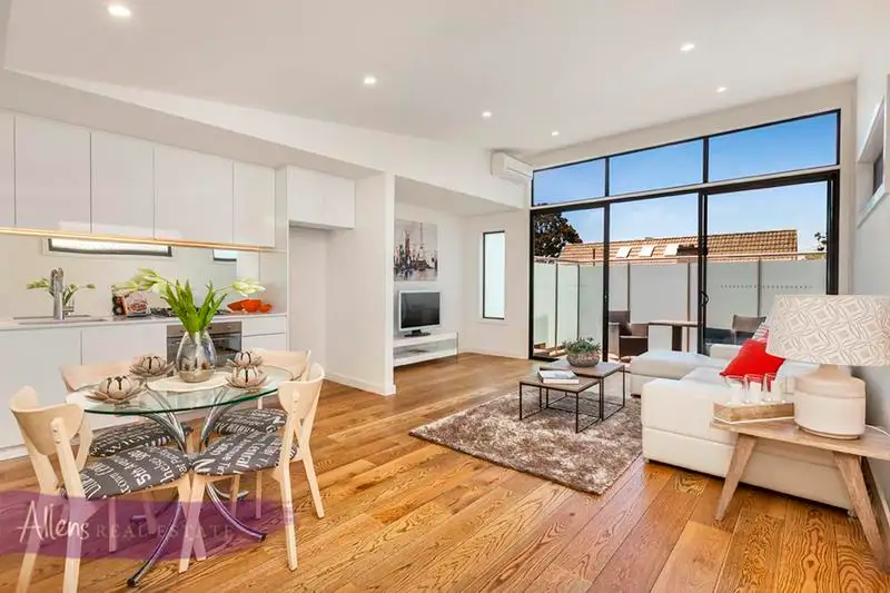 Main view of Homely unit listing, 4/392 Belmore Road, Mont Albert North VIC 3129