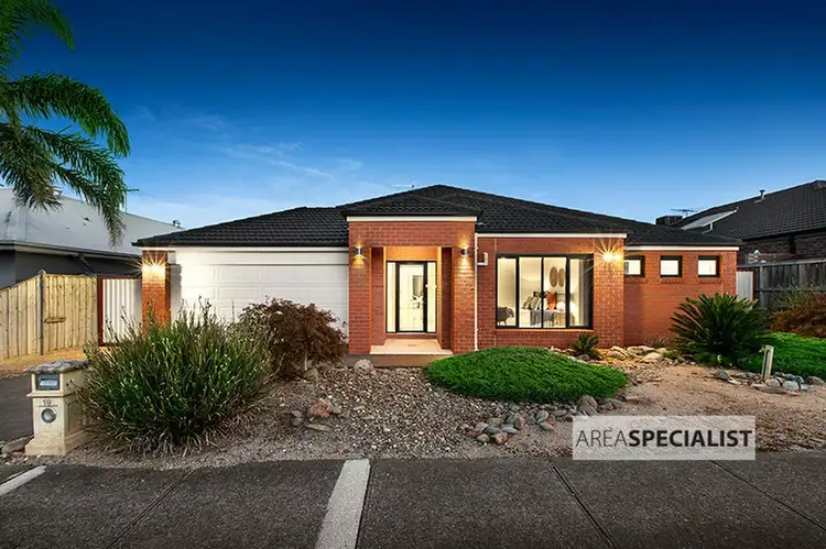 19 Red Oak Terrace, Lyndhurst VIC 3975