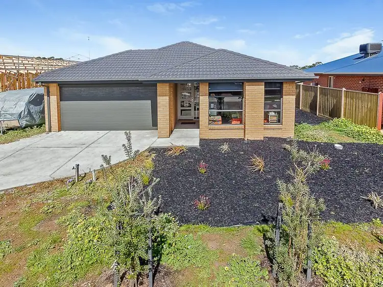 3 WALDORF ROAD, Cowes VIC 3922
