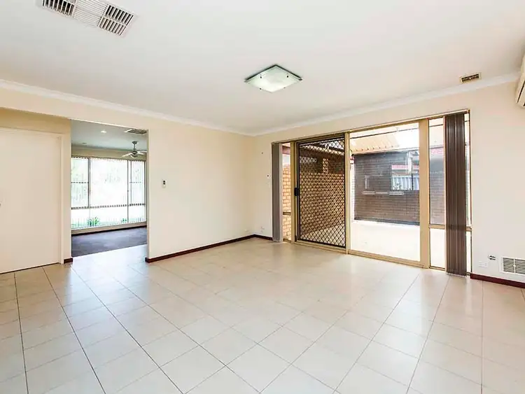 Seventh view of Homely semi-detached listing, 6B Crane Glen, Ballajura WA 6066