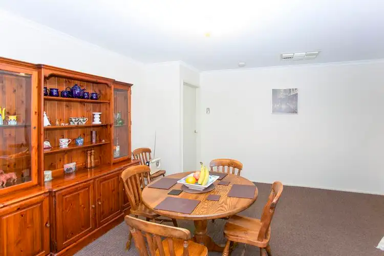 Sixth view of Homely house listing, 4 Pinnacle Place, Berwick VIC 3806