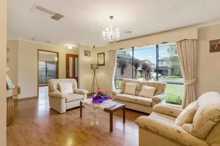 Main view of Homely unit listing, 2/6 Watson Close, Rowville VIC 3178