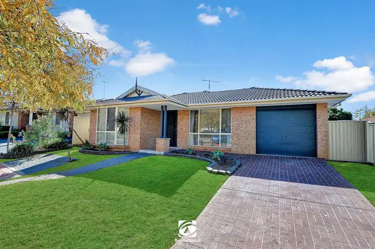 12 Pincombe Crescent, Harrington Park NSW 2567