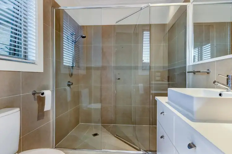 Seventh view of Homely house listing, 4 Beechwood Parade, Sanctuary Lakes VIC 3030