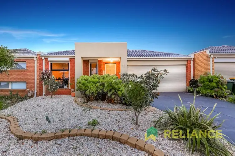 13 Duncombe Park Way, Deer Park VIC 3023