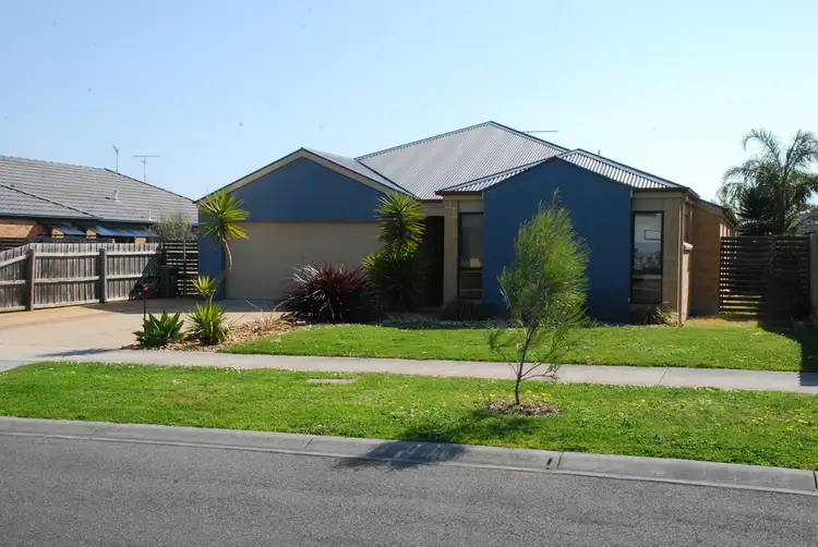 Fourth view of Homely house listing, 8 Endeavour Pl, Inverloch VIC 3996