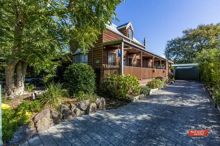 107 Bayview Avenue, Inverloch VIC 3996