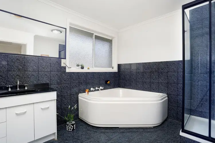 Sixth view of Homely house listing, 30 Yeats Drive, Delahey VIC 3037