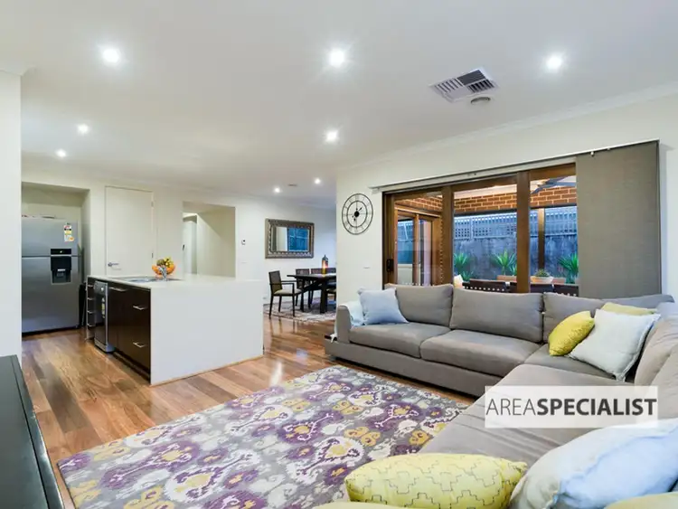 Fifth view of Homely house listing, 7 Bluebell Way, Keysborough VIC 3173