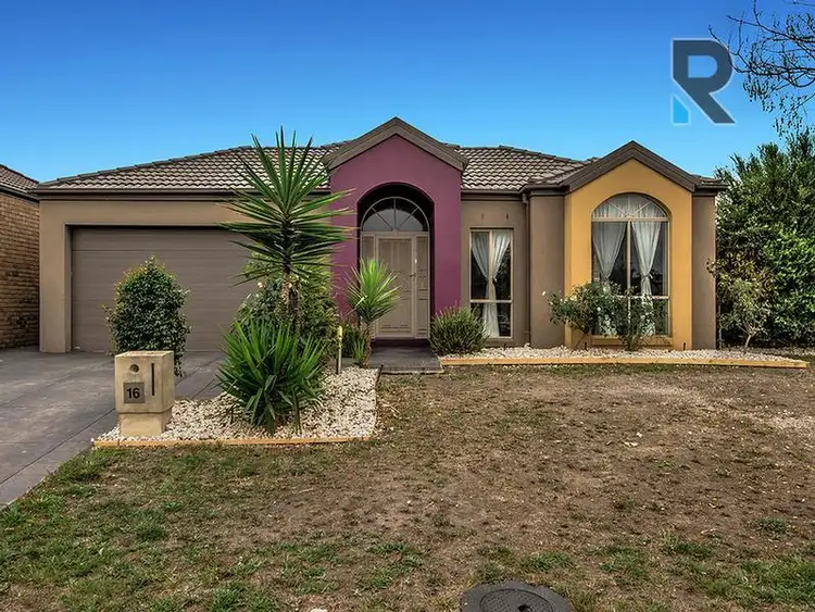 16 Explorers Place, Craigieburn VIC 3064