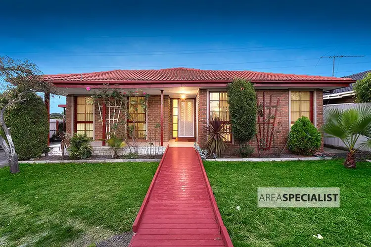 9 Merrigum Crescent, Clarinda VIC 3169