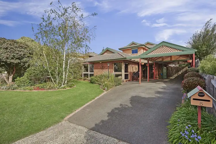 Main view of Homely house listing, 5 Swiss Court, Endeavour Hills VIC 3802