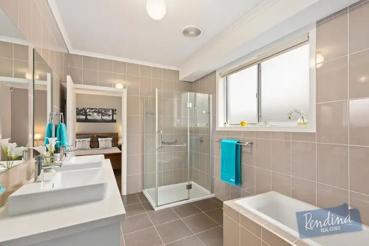 Sixth view of Homely unit listing, 2/70 Winifred Street, Oak Park VIC 3046