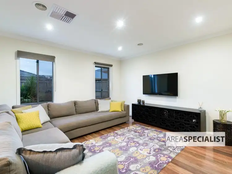 Sixth view of Homely house listing, 7 Bluebell Way, Keysborough VIC 3173