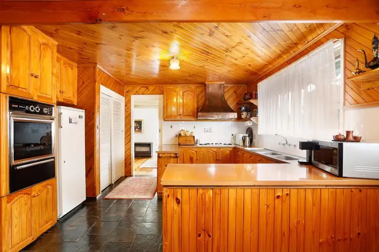 Fifth view of Homely house listing, 2 Cavendish Drive, Deer Park VIC 3023