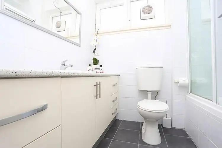 Third view of Homely apartment listing, 5/52A Forrest Street, Sunshine VIC 3020