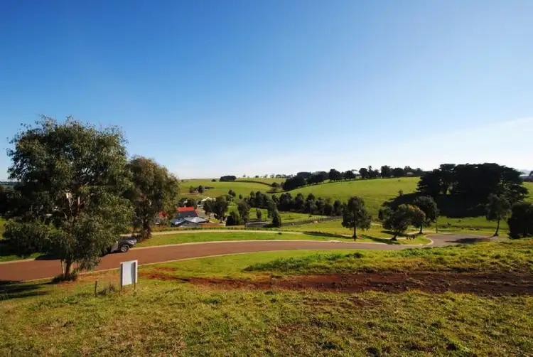 26 ROYAL PLACE, Leongatha VIC 3953