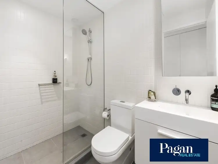 Fifth view of Homely apartment listing, 6/35 Albert Road, Melbourne VIC 3004