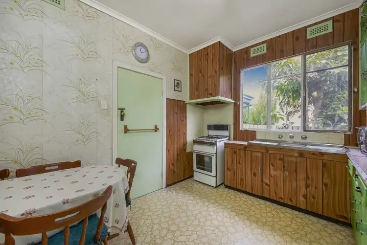Second view of Homely house listing, 32 Winbirra Parade, Ashwood VIC 3147