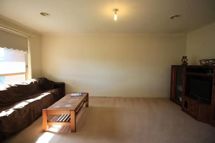 Second view of Homely house listing, 14 TRALEE CIRCUIT, Narre Warren VIC 3805