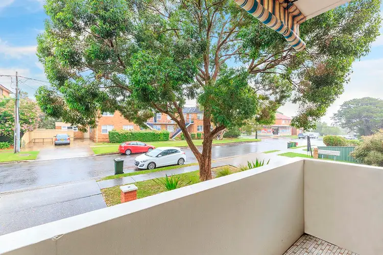 Sixth view of Homely unit listing, 2/38 Seaview Street, Cronulla NSW 2230