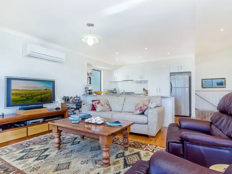 Fourth view of Homely house listing, 17 BAYVIEW AVENUE, Surf Beach VIC 3922