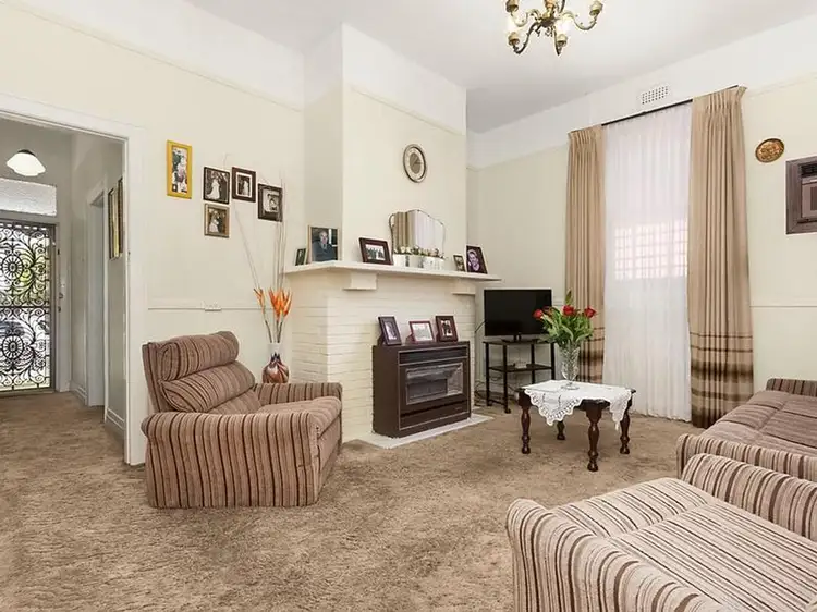 Second view of Homely house listing, 92 Empress Avenue, Kingsville VIC 3012