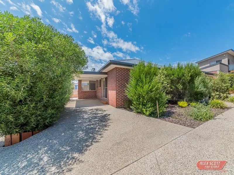 Main view of Homely townhouse listing, 2/283 SETTLEMENT ROAD, Cowes VIC 3922