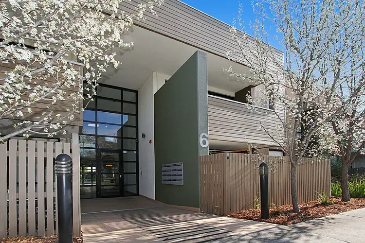 14/6 Crefden Street, Maidstone VIC 3012