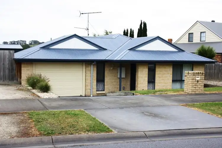 9 ISABELLA BOULEVARD, Korumburra VIC 3950