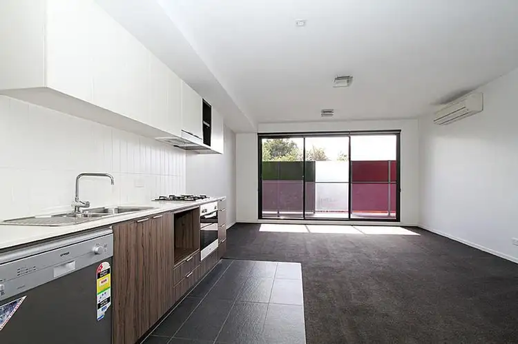 Main view of Homely apartment listing, 2/60 Keilor Road, Essendon VIC 3040