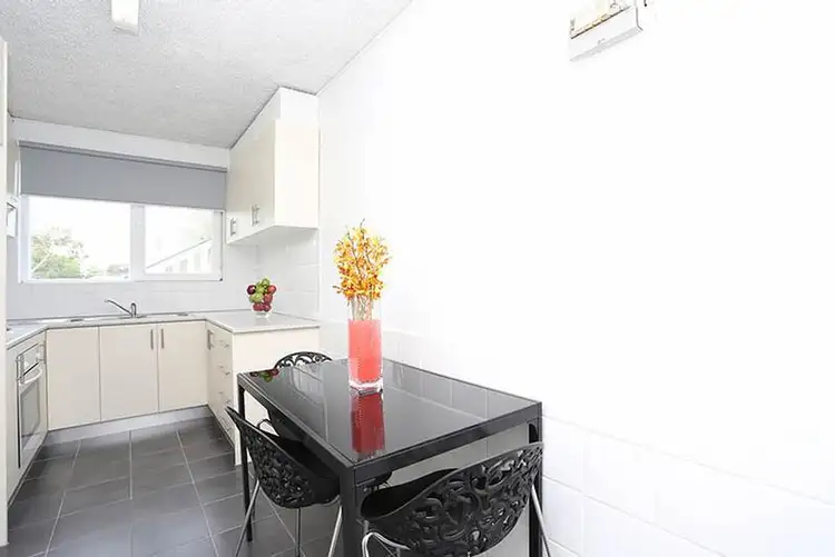 Fourth view of Homely apartment listing, 5/52A Forrest Street, Sunshine VIC 3020