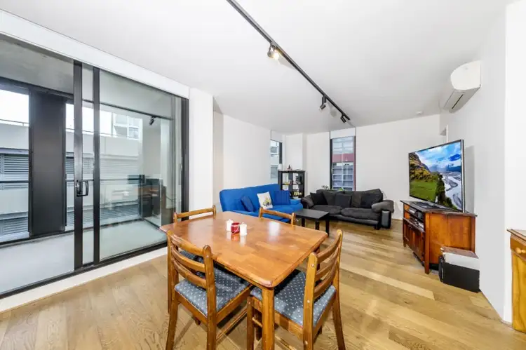 B310/10 TRENERRY CRESCENT, Abbotsford VIC 3067