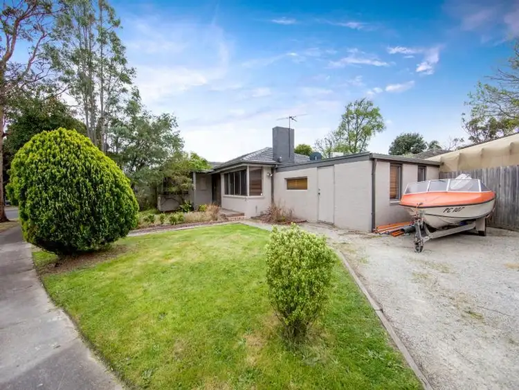 Second view of Homely house listing, 10 Frallon Crescent, Frankston VIC 3199