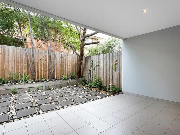 6/2 Eucalyptus Drive, Maidstone VIC 3012