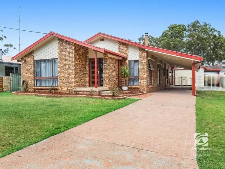 5 Harwood Close, Mannering Park NSW 2259