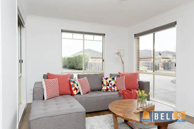 4/28-36 Ozzimo Drive, Hillside VIC 3037