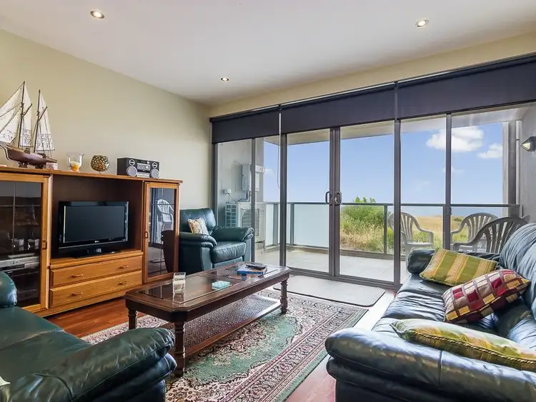 Third view of Homely apartment listing, 2.7/126 SHETLAND HEIGHTS ROAD, San Remo VIC 3925