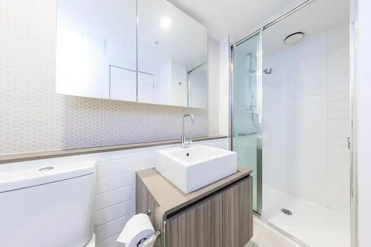 Sixth view of Homely apartment listing, 8-19/350 William Street, Melbourne VIC 3000