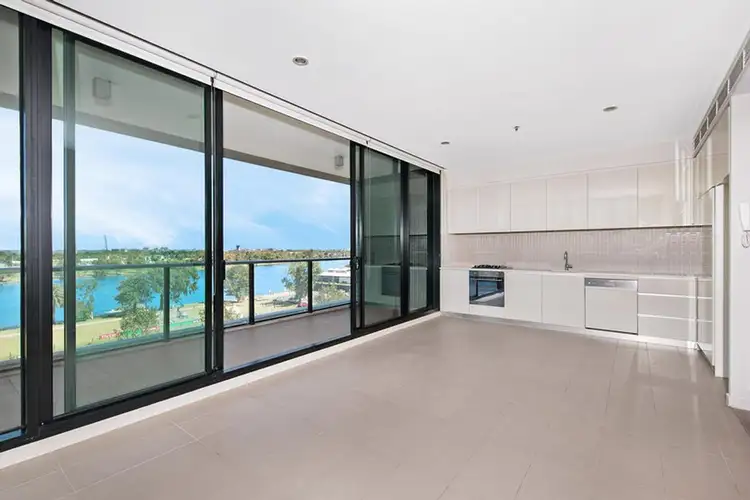 Fifth view of Homely apartment listing, 609/70 Queens
Rd, Melbourne VIC 3004