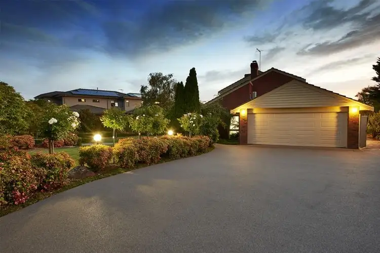 12 Palmerston Road, Lysterfield VIC 3156