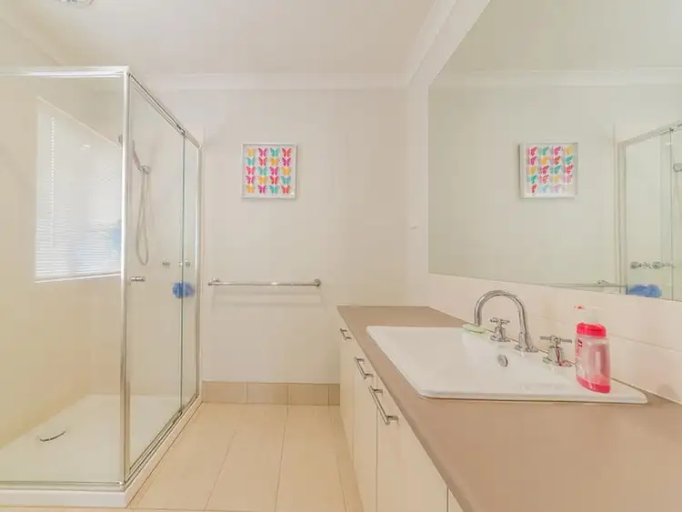Sixth view of Homely house listing, 18 Celsius Drive, Cranbourne North VIC 3977