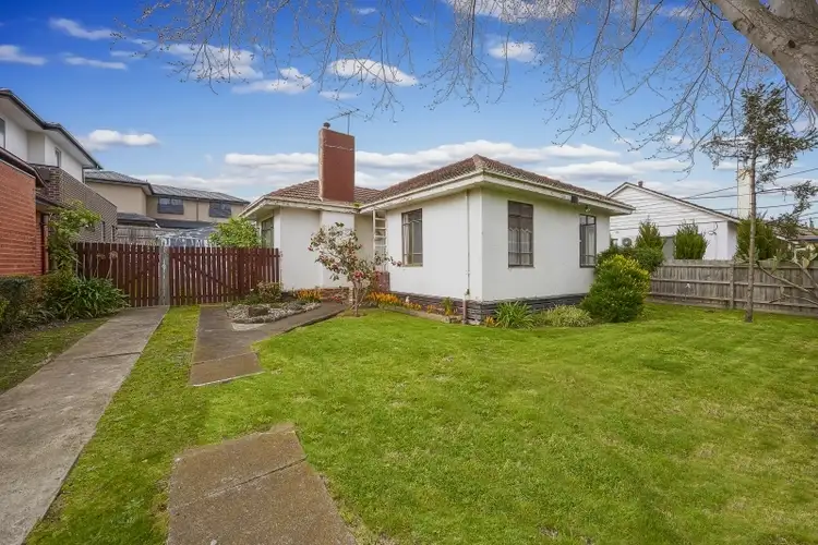 32 Winbirra Parade, Ashwood VIC 3147