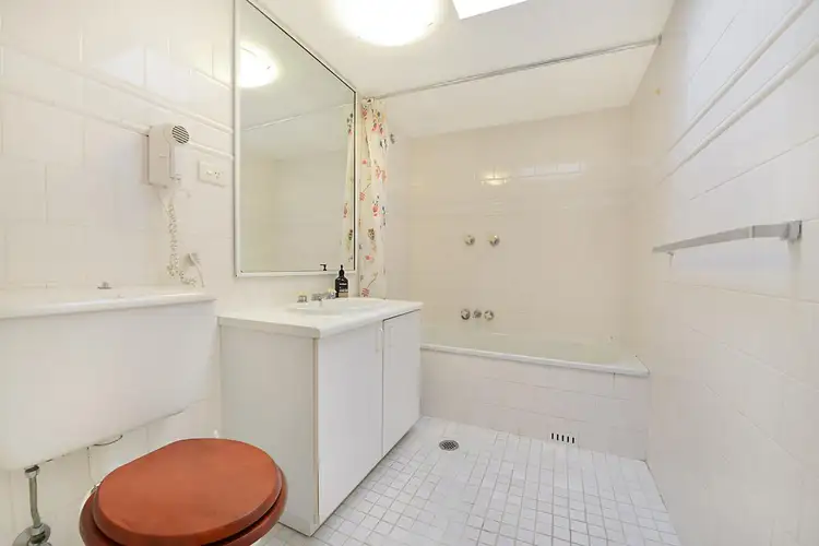 Fourth view of Homely apartment listing, 33/400 Glenmore Road, Paddington NSW 2021