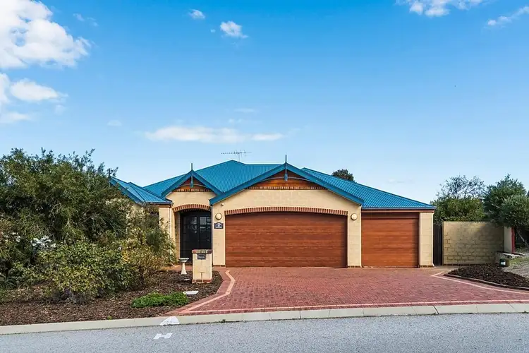 Second view of Homely house listing, 32 Coatbridge Circuit, Kinross WA 6028