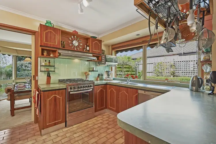 Second view of Homely house listing, 5 Swiss Court, Endeavour Hills VIC 3802
