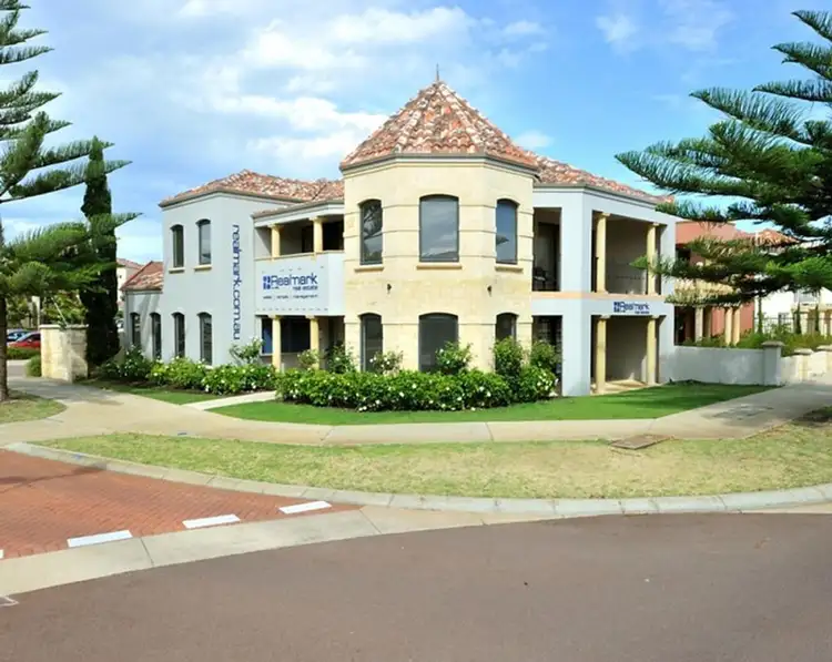 2 Village Mews, Wannanup WA 6210