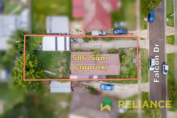 10 FALCON DRIVE, Melton VIC 3337